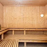 6-person With Loft,
