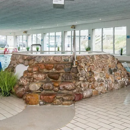 6-person With Loft, *